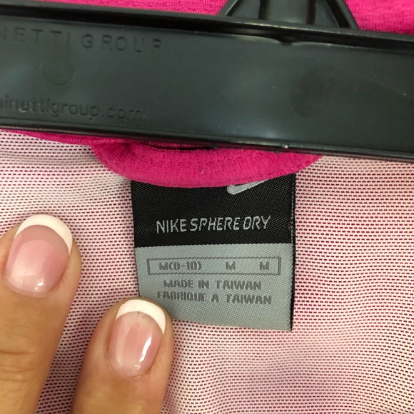 BOGO Nike Sphere dry long sleeve pink built in bra - Picture 2 of 5